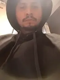 Daddie2hung webcam model stream image