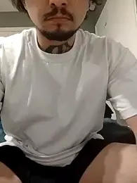 Daddie2hung webcam model stream image