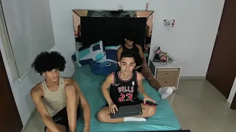 Violet_Dream2 webcam model stream image