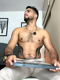 Maximiliano_ford webcam model stream image