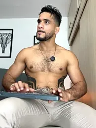 Maximiliano_ford webcam model stream image