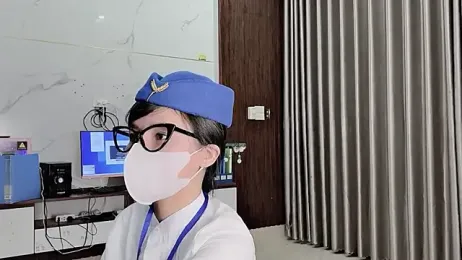 Mono-Stewardesss webcam model stream image