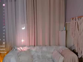 rose_charming_ webcam model stream image