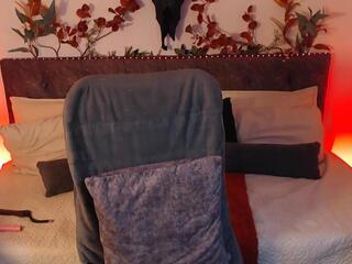 Leana Koral webcam model stream image