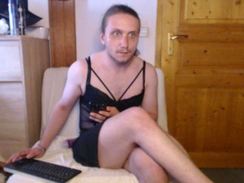 ToyRider69 webcam model stream image