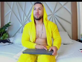 Massimo Fiore webcam model stream image