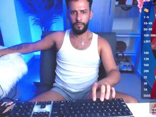 Dey Collins webcam model stream image