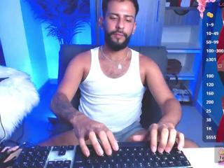 Dey Collins webcam model stream image