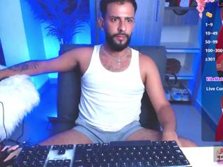 Dey Collins webcam model stream image