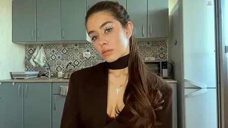 LypsiXo webcam model stream image