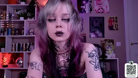 Lollyshy webcam model stream image