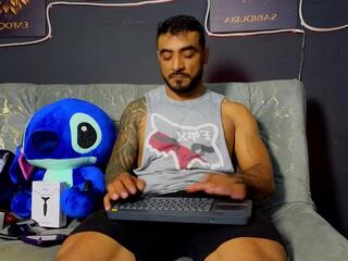 Eric Harrison webcam model stream image