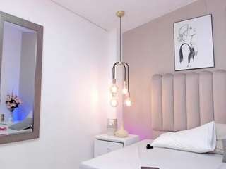 lindarey-mr webcam model stream image