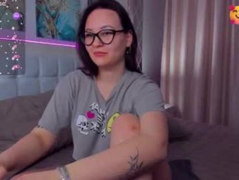 esterplayful webcam model stream image