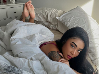 MissMorelli webcam model stream image