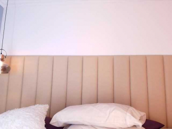 Elamonroe webcam bongacams model stream image