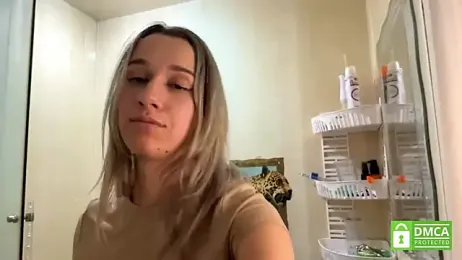 MaryBennetts webcam model stream image