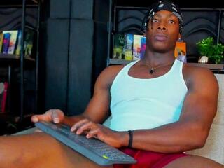 Dalton Asher webcam model stream image
