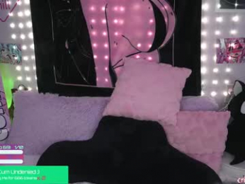 crimsonkitten webcam model stream image