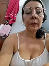 Mia-funny20 webcam model stream image