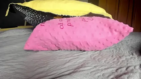 virgin_pussy18 webcam model stream image