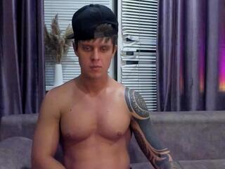 Marco Era webcam model stream image