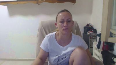 queensinner webcam model stream image