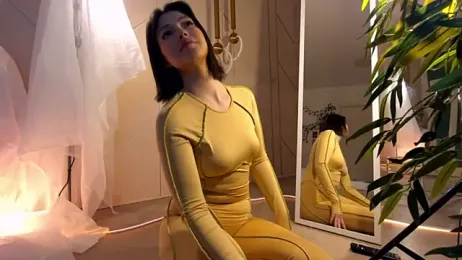 Miley_Smile webcam model stream image