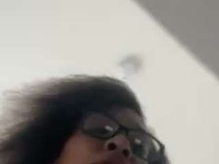 lovehazel304 webcam model stream image
