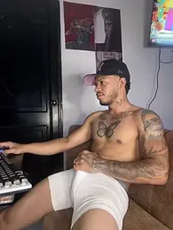 Kenny_zero webcam model stream image