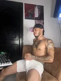 Kenny_zero webcam model stream image