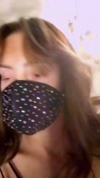 Akemy_room webcam model stream image