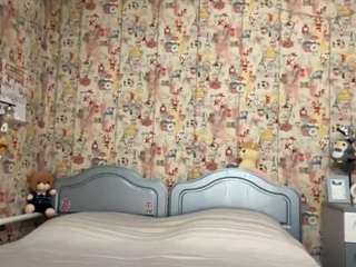 gladytouton webcam camsoda model stream image