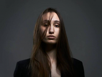 LucettaDodson webcam model stream image