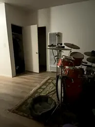 Drummajor webcam model stream image