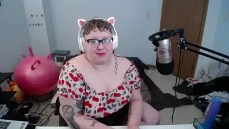 FatVeronica webcam model stream image
