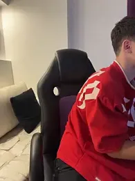 AdrianRinaldi webcam model stream image