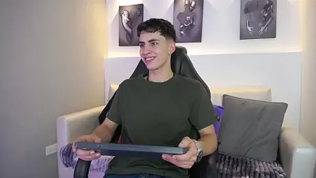 AdrianRinaldi webcam model stream image