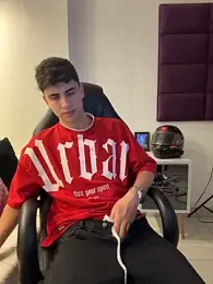 AdrianRinaldi webcam model stream image