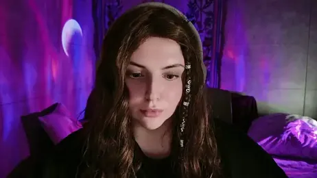 RavenRush webcam model stream image