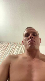Per37 webcam model stream image