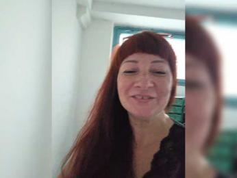 Flirt_Red webcam model stream image
