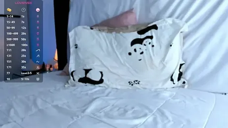 Ellamilano9 webcam model stream image