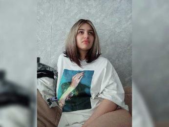 Rshsujdensay webcam model stream image