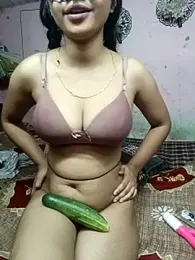 Hotcp6 webcam model stream image
