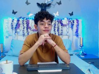 Lyrius Zayn webcam flirt4free model stream image