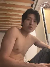 Sunny9643 webcam model stream image