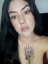 Mazikeen-- webcam model stream image