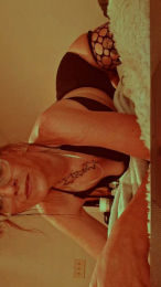 Iamsupersluty webcam model stream image