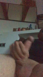 Garxi webcam model stream image